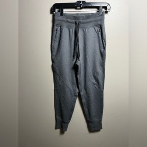 Lululemon On Track Joggers Women’s Size 4